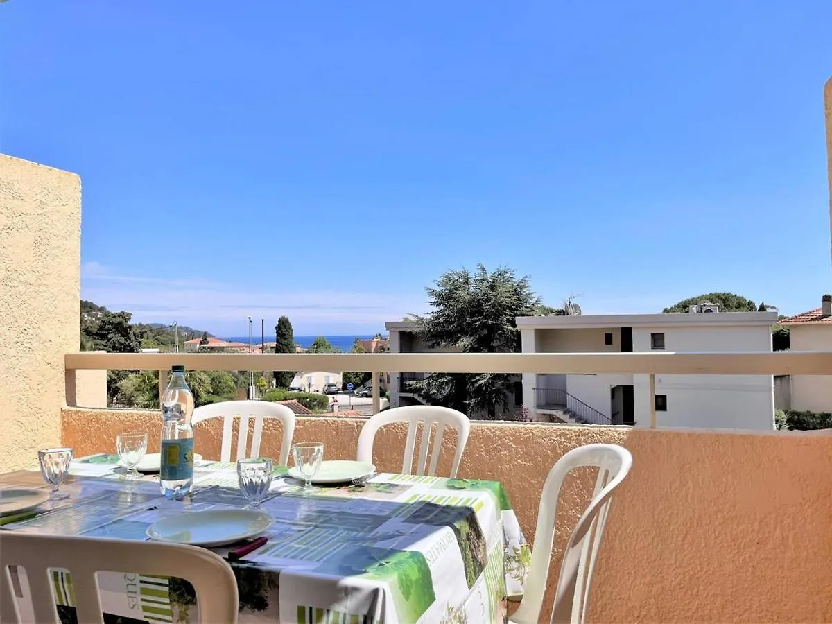 Duplex Calme 4 Pers, Parking Prive, A Deux Pas De La Plage - Le Lavandou - Fr-1-251-500